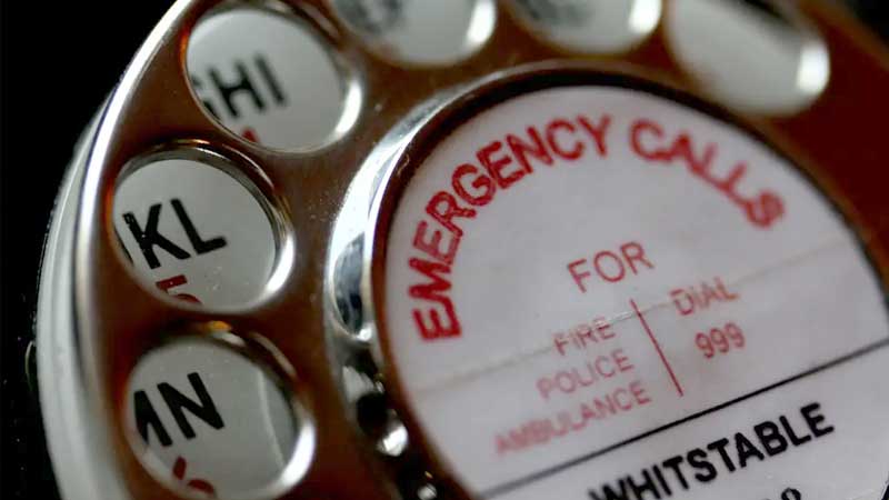 英国紧急电话是多少:英国紧急情况求救电话一览?