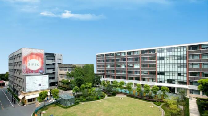 上海纺工大日本高中